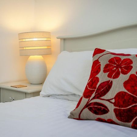 Traditional 3 Bedroom Quiet Duplex Flat By High St, Trams And Buses - Just 1-5 Miles To Centre EDI Eksteriør bilde